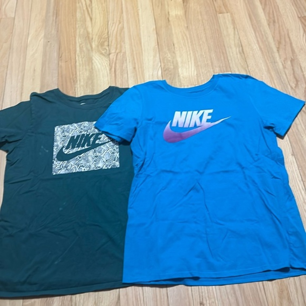 Nike t shirts